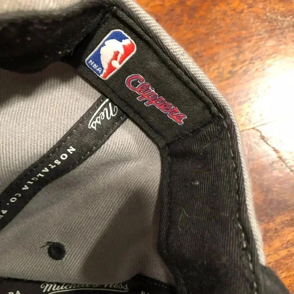 Mitchell & Ness LA Clippers SnapBack Hat - Picture 8 of 9